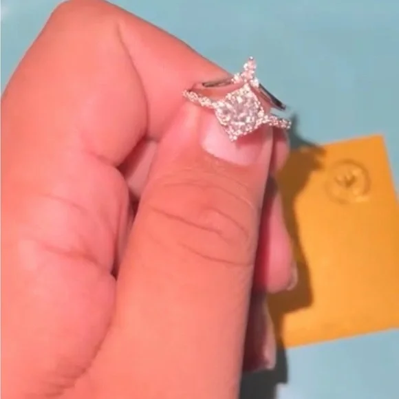 Moissanite 1.1ct Ring and Band Size:9 - Picture 3 of 4